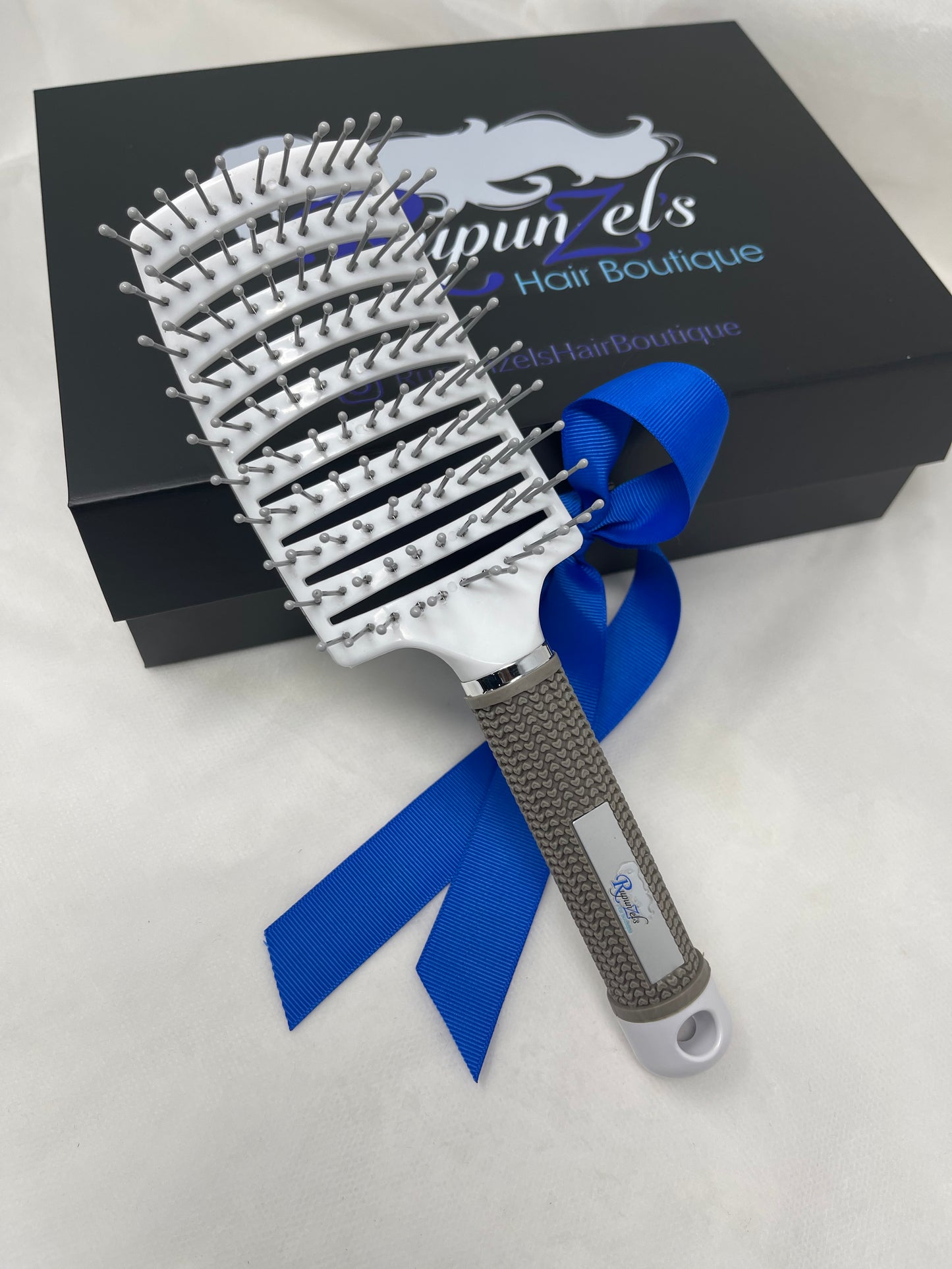 Rupunzel's Paddle Brush