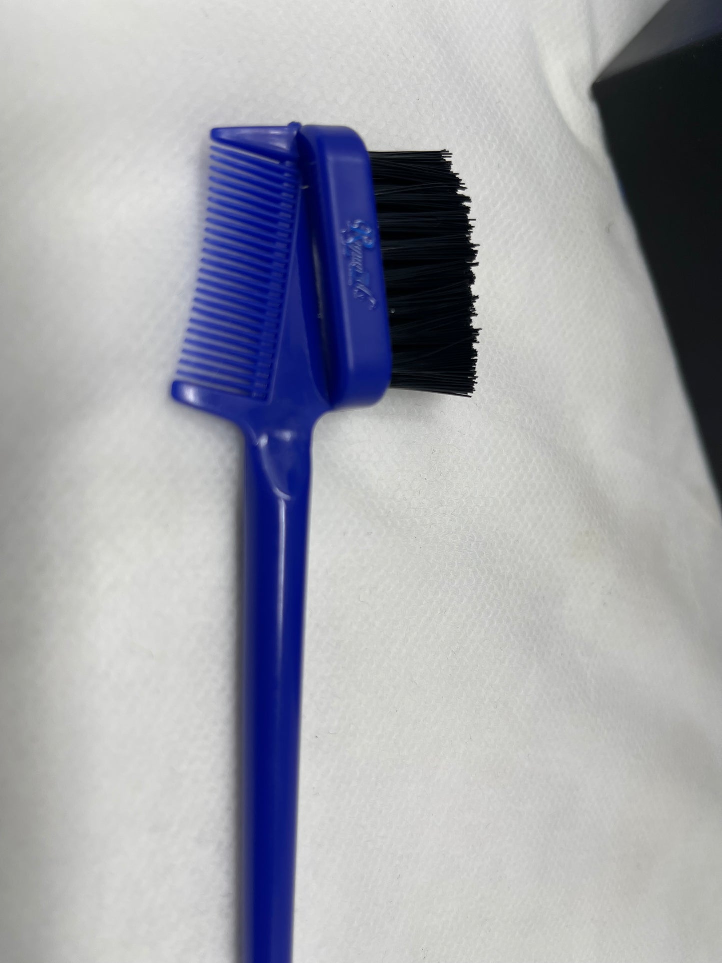 Edge Brush with Metal Tip