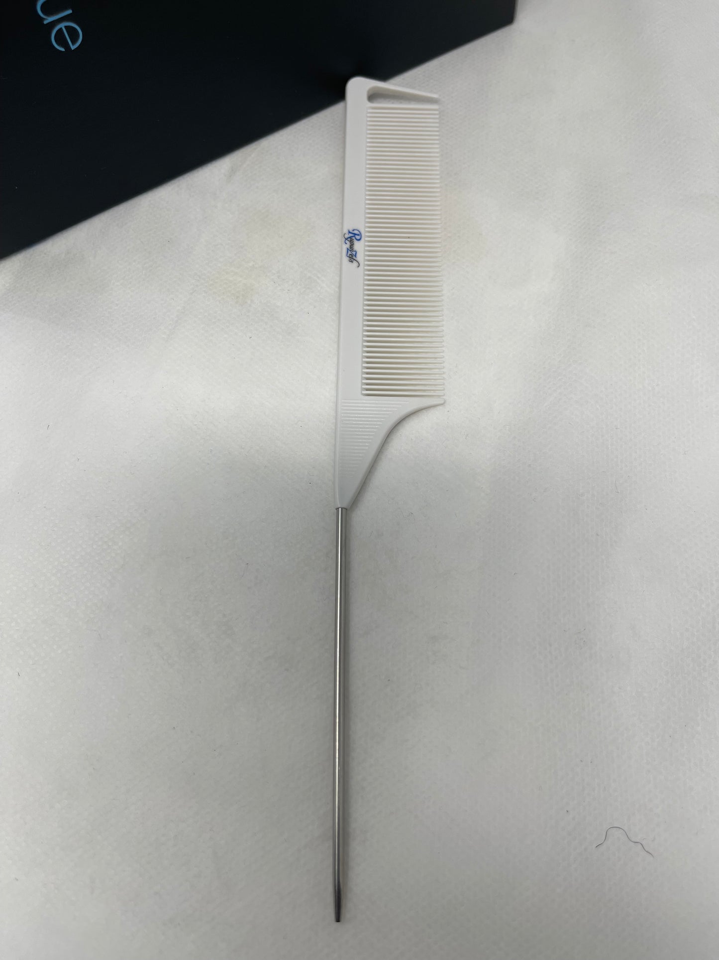 Rupunzel's heat resistant metal tip tail comb